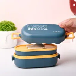 market 99 Plastic Lunch Box With Spoon image 3