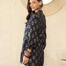 ahika Women Regular Fit Floral Top image 3