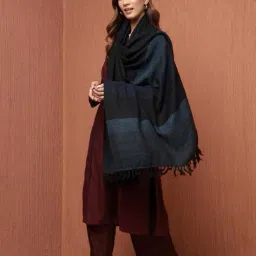 Women Fabindia Blue Wool Hand Woven Stole image 3