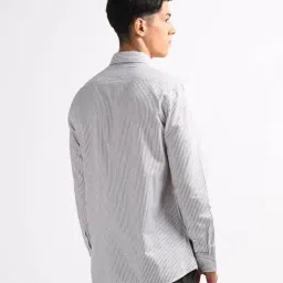 arrow Men Striped Slim Fit Shirt with Patch Pocket image 3