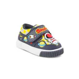 kats Boys Round-Toe Sneakers with Velcro Fastening image 3