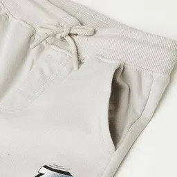 max Boys Mid Rise Trackpant image 3