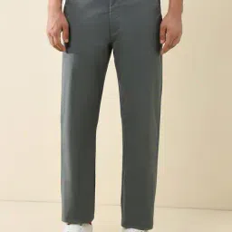 u.s. polo assn. Men Straight Fit Flat-Front Chinos image 3