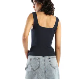 asos design Low Square-Neck Vest image 4