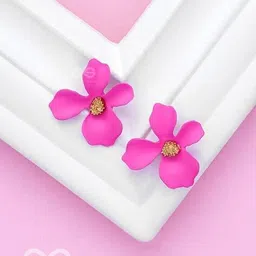 everstylish Women The Floral Finesse Studs image 4