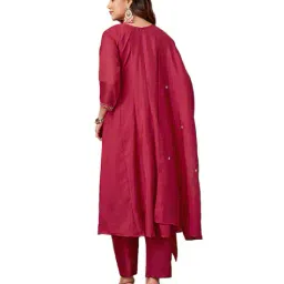fabzoo Women Embroidery Flared Kurta Set image 4