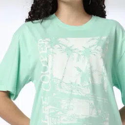 lee cooper Women Graphic Print Regular Fit Crew-Neck T-Shirt image 4