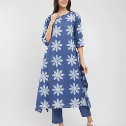 pink fort Women Floral Pant-Suit Set image 4