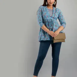 feranoid Floral Print Flared Tunic with Tie-Up image 4