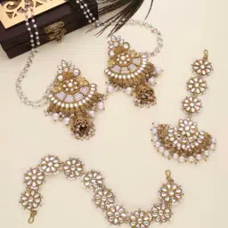 brado jewellery Women Ethnic Mang Tikka With Earrings image 4