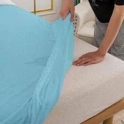 dream care Waterproof Mattress Protector image 4