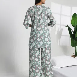 banno's swagger Women Floral Print 2-Piece Co-Ord Set image 4