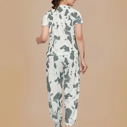 sakarmaa Women T-Shirt & Pyjamas Set image 4