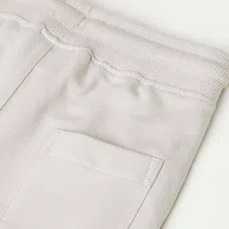 max Boys Mid Rise Trackpant image 4