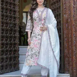 nyrika Women Self-design Straight Kurta Set image 4