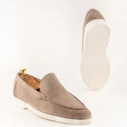 griffin Men Round-Toe Slip-On Shoes image 4