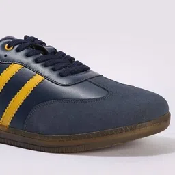 yousta Men Round-Toe Lace-Up Sneakers image 5