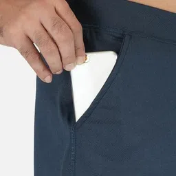 imperative Men Regular Fit Shorts with Insert Pockets image 5