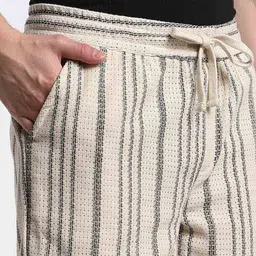 altheory by azorte Lace Relaxed Fit Pull-On Shorts image 5