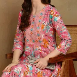 bikasaab Women Yoke Embroidered & Floral Print Flared Kurta image 5