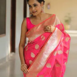 satrani Women Traditional Saree image 5