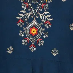 bikasaab Women Yoke Embroidered Flared Kurta image 5