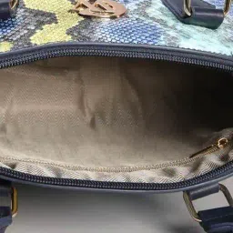 catwalk Women Reptilian Pattern Bowling Bag image 5