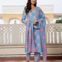 ahika Floral Print Straight Kurta Set image 5