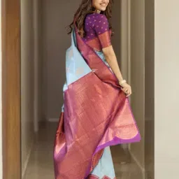 svaraa Women Traditional Saree image 5