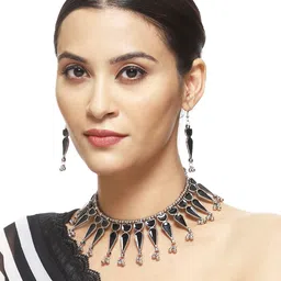 VENI Women Black & Silver-Toned Brass Silver-Plated Choker Necklace With Earrings image 4