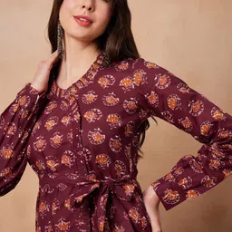 InWeave Printed Pure Cotton Top With Trousers And Belt Co-Ords image 2