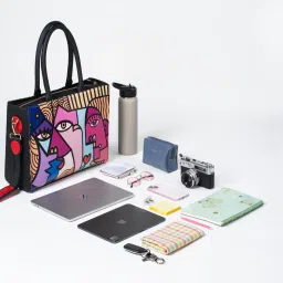 FETTI Faces Tote Bag with Detachable Strap - Pink (L) image 3