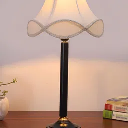 Aura Off White Wood Contemporary Triangle Table Lamp image 5