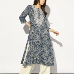 svrnaa by azorte Printed Straight Kurta with Insert Pocket image 1