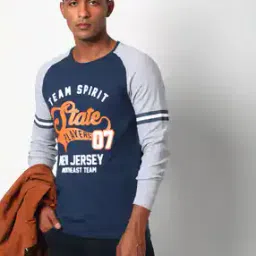 teamspirit Typographic Print Crew-Neck T-shirt-picture-21