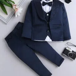 fourfolds Boys Embellished Suit Set-picture-20