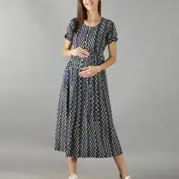 nightspree Chevrons Fit and Flare Dress-picture-42