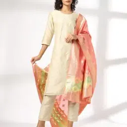 avaasa set Women Embroidered Straight Kurta with Pants & Dupatta-picture-21
