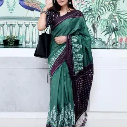 ri-wah Women Ethnic Design Traditional Saree with Blouse Piece          image 1