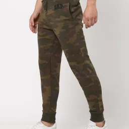 gap Men Camouflage Print Regular Fit Joggers image 1