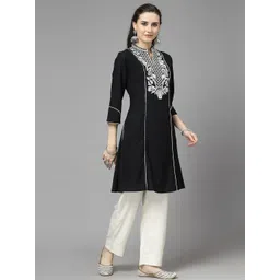 Nayam By Lakshita Women Ethnic Motifs Embroidered Regular Linen Kurta with Palazzos image 3