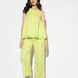 svrnaa by azorte Leheriya Print A-Line Strappy Top-picture-18