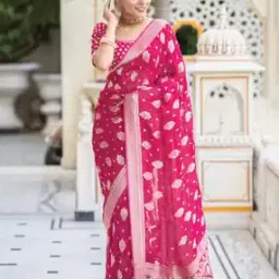 revangi Women Floral Woven Saree with Contrast Border-picture-24