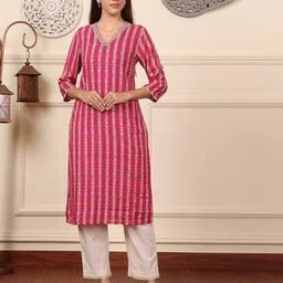 Women Floral Print Straight Kurta-picture-15