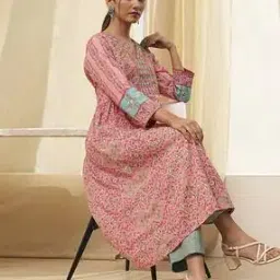 biba Women Paisley Print Cotton A-Line Kurta-picture-28
