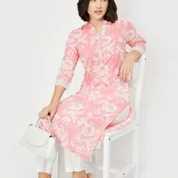 Women Embroidered Straight Kurta Set-image-27