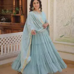 svaraa Women Embroidery Anarkali Kurta Set-picture-32