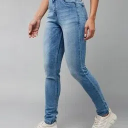 dolce crudo High-Rise Slim Jeans-picture-30