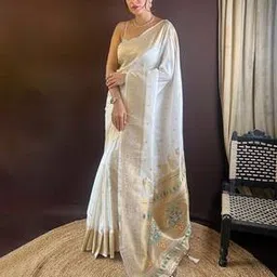 Women Floral Print Paithani Silk Saree-image-22
