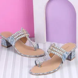 mochi Women Chunky Heeled Sandals-picture-18